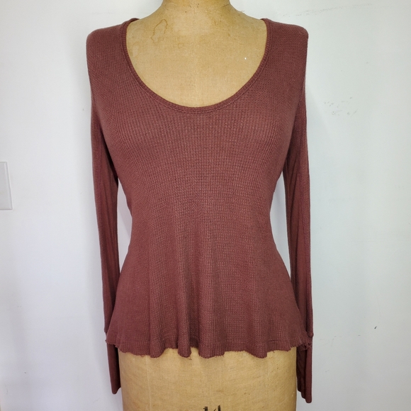 We The Free Size XS-M Thermal Flounce Top Long Sleeve Brown Waffle Textured - Picture 1 of 8